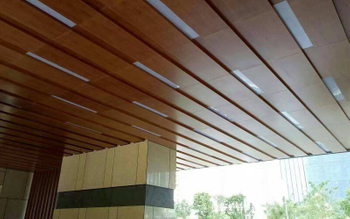 Tecnología de impresión de transferencia de calor para revestir superficies de techo de aluminio y muro cortina de aluminio